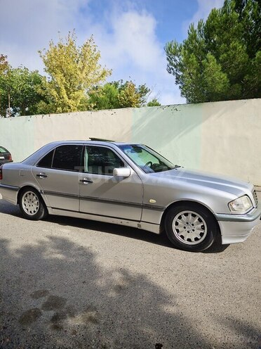 Mercedes C 240 1997, 425,000 km - 2.4 л - Bakı