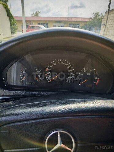 Mercedes C 240 1997, 425,000 km - 2.4 л - Bakı