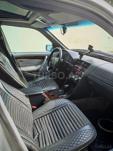 Mercedes C 240 1997, 425,000 km - 2.4 л - Bakı