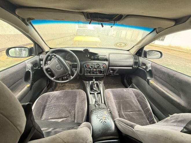 Opel Omega 1995, 543,400 km - 2.0 l - Tovuz