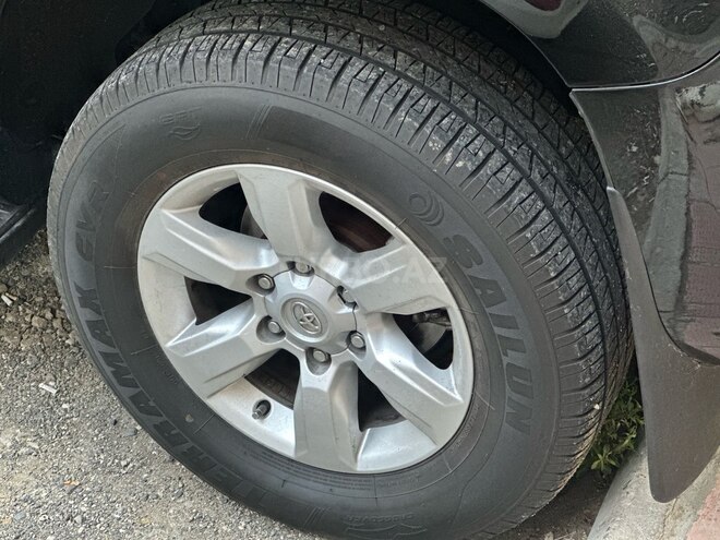 Toyota Land Cruiser Prado 2014, 127,000 km - 2.7 л - Bakı