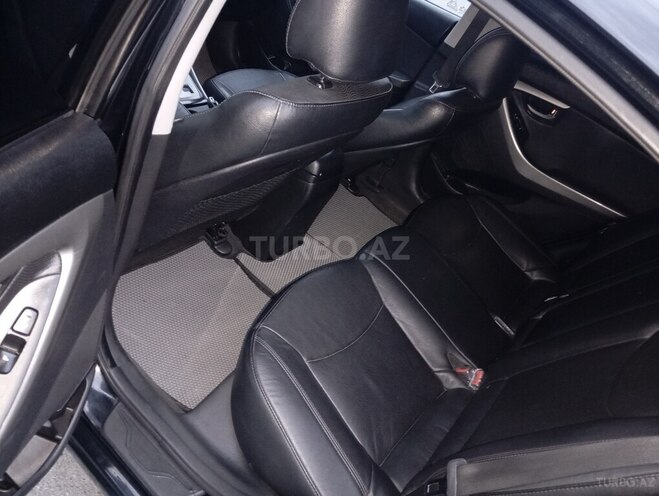 Hyundai Elantra 2013, 160,000 km - 1.8 l - Şəki