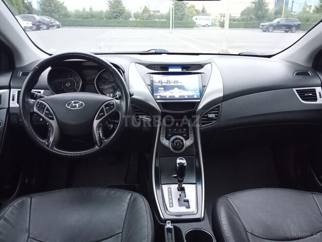 Hyundai Elantra 2013, 160,000 km - 1.8 l - Şəki
