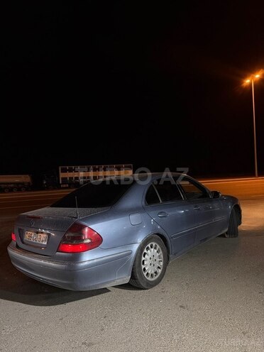 Mercedes E 220 2004, 538,000 km - 2.2 л - Bakı