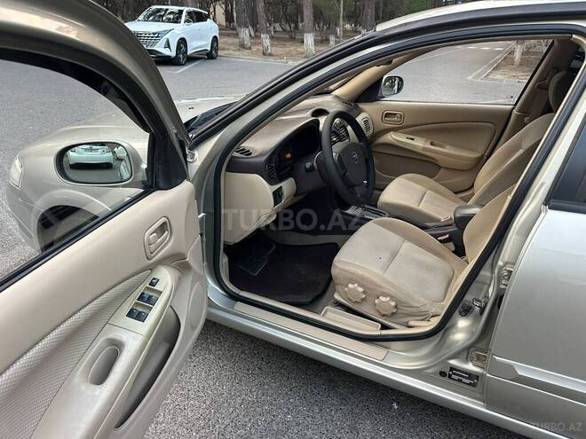 Nissan Sunny 2007, 299,000 km - 1.6 л - Sumqayıt