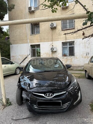 Hyundai Elantra 2011, 180,000 km - 1.8 l - Bakı
