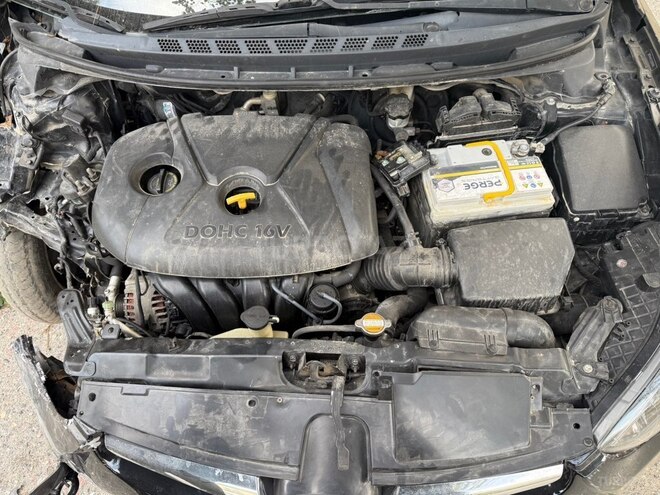 Hyundai Elantra 2011, 180,000 km - 1.8 l - Bakı