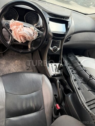 Hyundai Elantra 2011, 180,000 km - 1.8 l - Bakı
