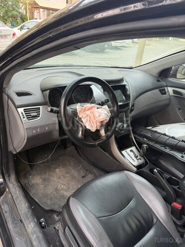Hyundai Elantra 2011, 180,000 km - 1.8 l - Bakı