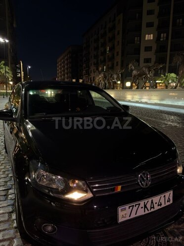 Volkswagen Polo 2012, 272,000 km - 1.6 л - Bakı