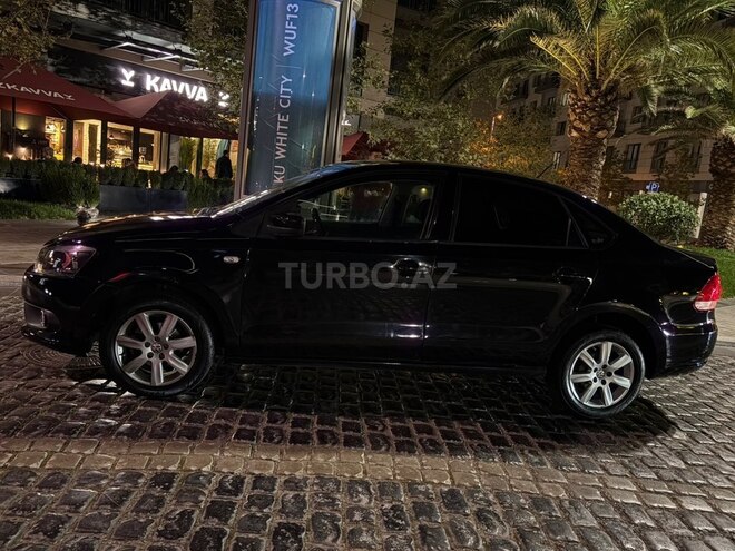 Volkswagen Polo 2012, 272,000 km - 1.6 л - Bakı