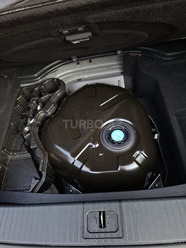 Mercedes E 220 2015, 317,000 km - 2.1 l - Gəncə