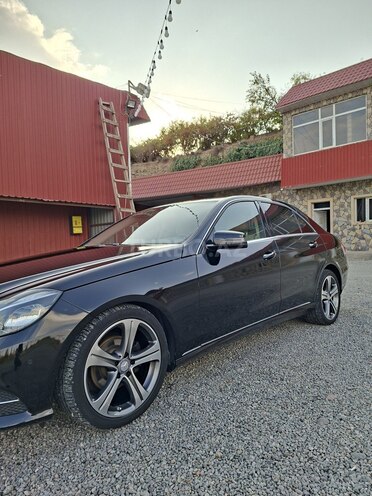 Mercedes E 220 2015, 317,000 km - 2.1 l - Gəncə