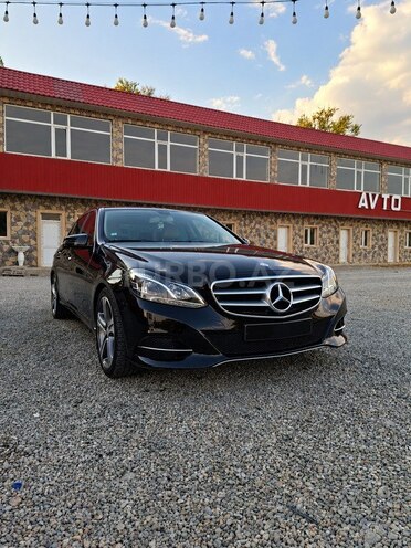 Mercedes E 220 2015, 317,000 km - 2.1 l - Gəncə