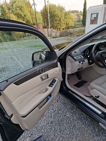 Mercedes E 220 2015, 317,000 km - 2.1 l - Gəncə