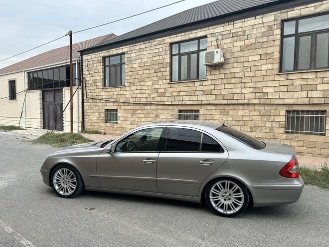Mercedes E 240 2003, 214,761 km - 2.6 л - Dəliməmmədli
