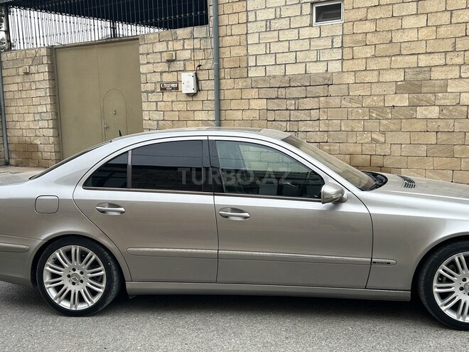 Mercedes E 240 2003, 214,761 km - 2.6 л - Dəliməmmədli