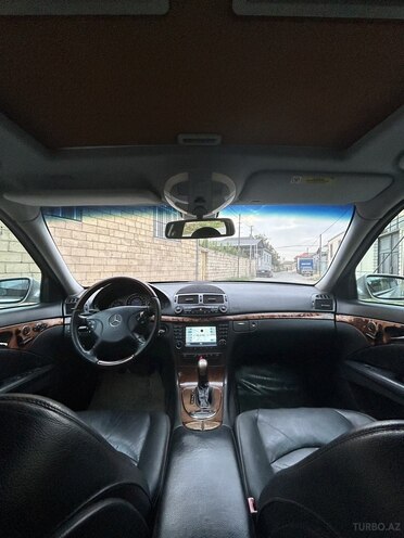 Mercedes E 240 2003, 214,761 km - 2.6 л - Dəliməmmədli