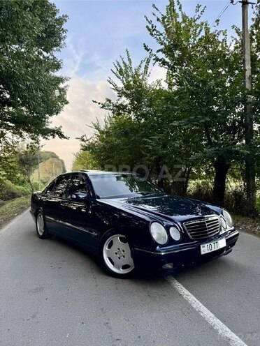 Mercedes E 240 2001, 259,000 km - 2.6 l - Masallı