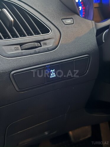Hyundai ix35 2012, 217,000 km - 2.0 л - Bakı