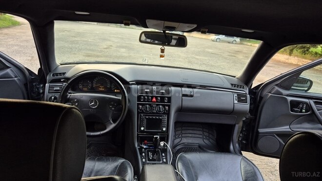 Mercedes E 320 1999, 226,580 km - 3.2 л - Lənkəran
