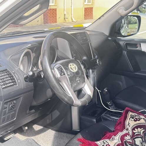 Toyota Land Cruiser Prado 2009, 450,000 km - 2.7 l - Şabran