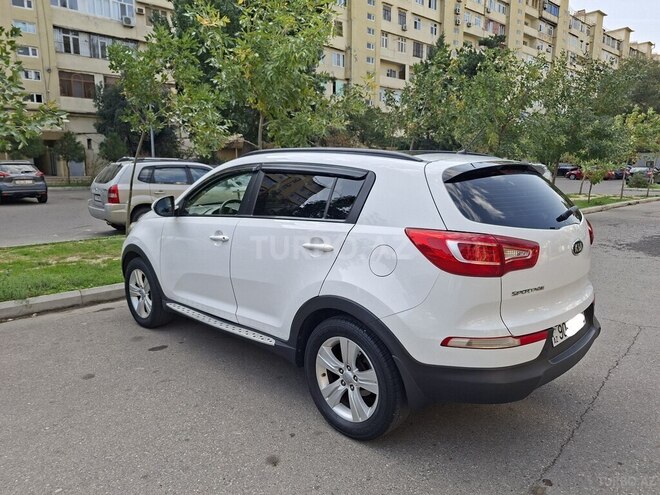 Kia Sportage 2011, 197,300 km - 2.0 l - Bakı