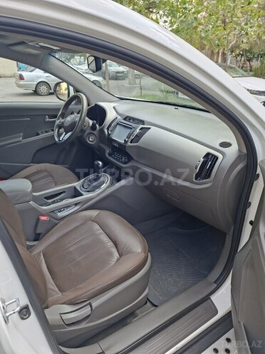 Kia Sportage 2011, 197,300 km - 2.0 l - Bakı