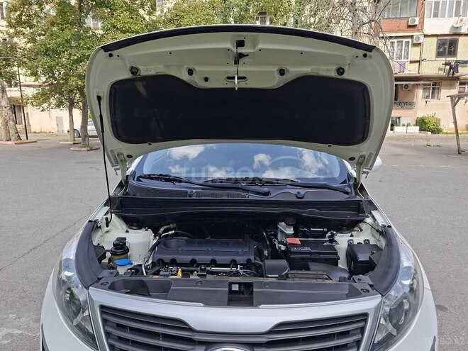 Kia Sportage 2011, 197,300 km - 2.0 l - Bakı
