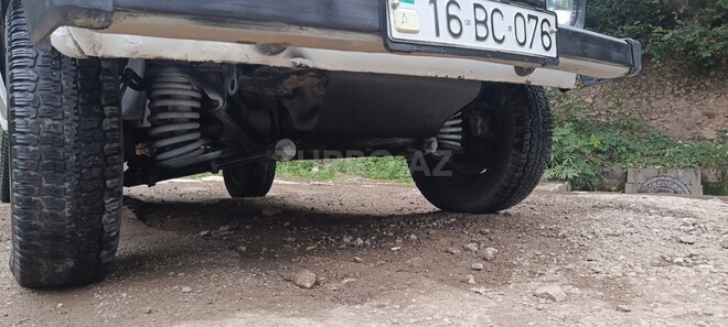 LADA (VAZ) Niva 2002, 188,000 km - 1.7 л - 