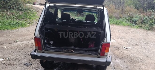 LADA (VAZ) Niva 2002, 188,000 km - 1.7 л - 
