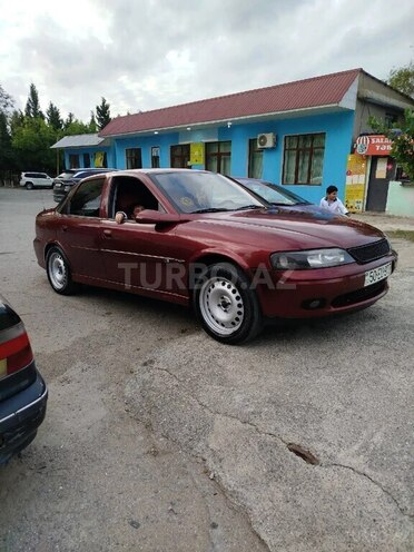 Opel Vectra 1998, 299,900 km - 1.6 l - Sumqayıt