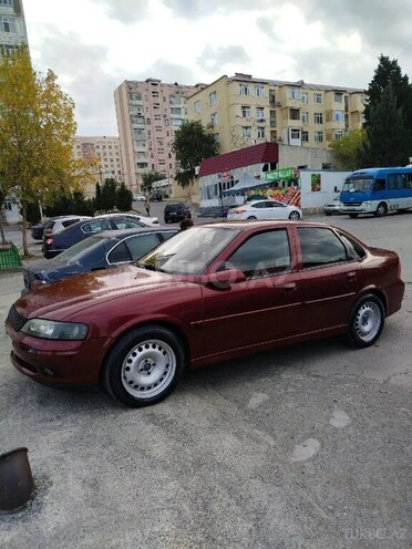 Opel Vectra 1998, 299,900 km - 1.6 l - Sumqayıt