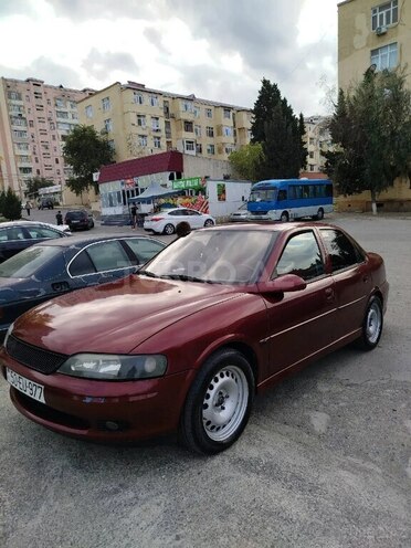 Opel Vectra 1998, 299,900 km - 1.6 l - Sumqayıt