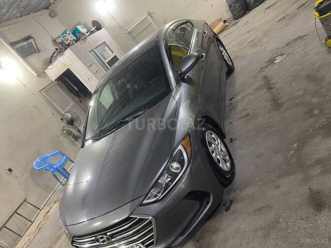 Hyundai Elantra 2018, 107,826 km - 2.0 л - Bakı