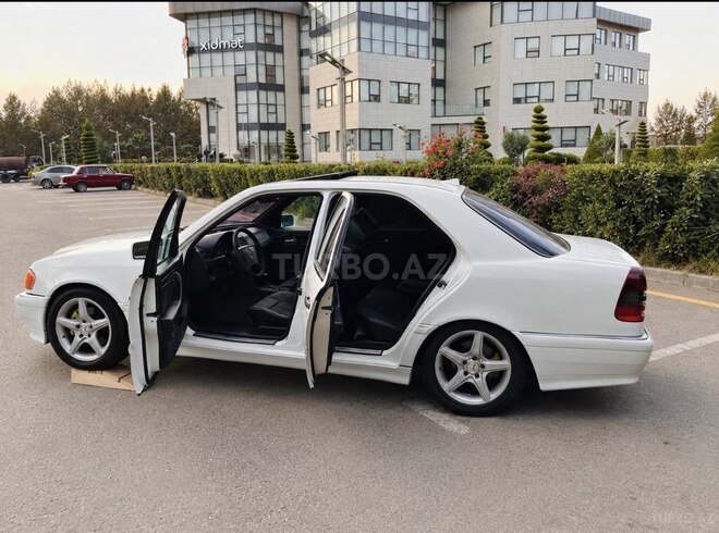 Mercedes C 230 1999, 295,000 km - 2.3 l - İmişli