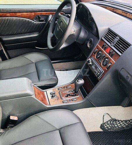 Mercedes C 230 1999, 295,000 km - 2.3 l - İmişli