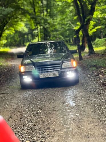 Mercedes C 230 1995, 280,000 km - 2.3 l - Şirvan