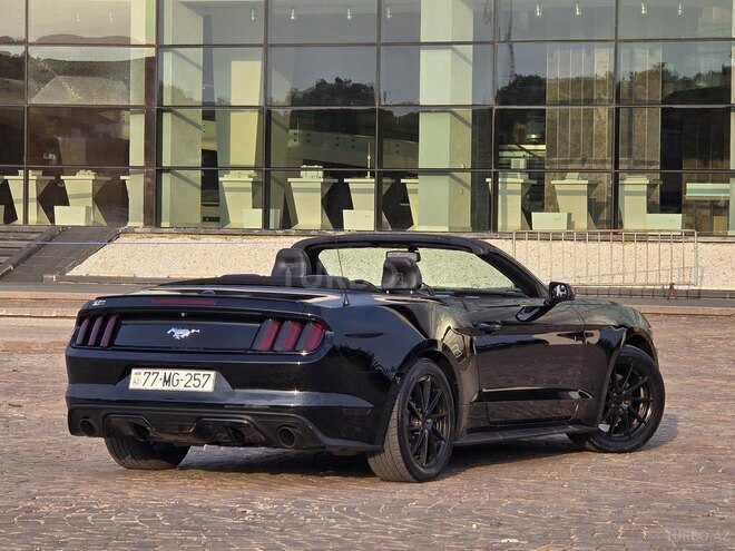Ford Mustang 2015, 117,000 km - 2.3 л - Gəncə