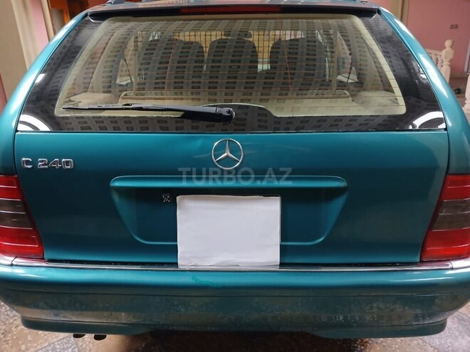 Mercedes C 240 1998, 290,000 km - 2.4 l - Quba