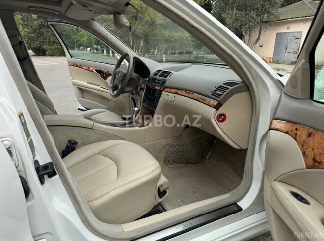 Mercedes E 280 2006, 260,000 km - 3.0 l - Bakı
