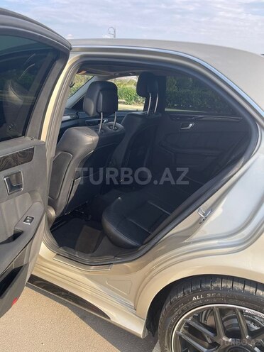 Mercedes E 220 2013, 310,000 km - 2.1 l - Bakı