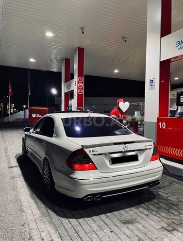 Mercedes E 280 2006, 260,000 km - 3.0 l - Bakı