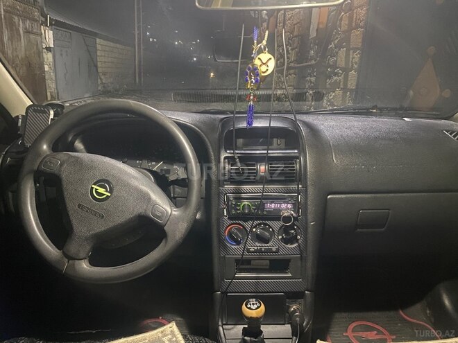 Opel Astra 1998, 350,000 km - 1.6 l - Şəki