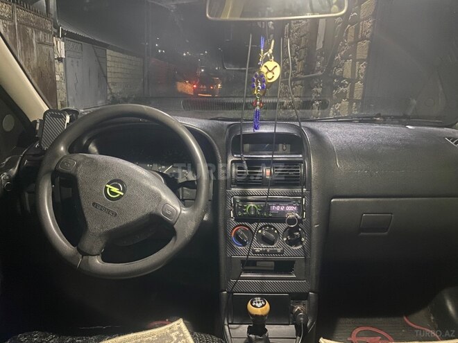 Opel Astra 1998, 350,000 km - 1.6 l - Şəki