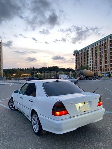 Mercedes C 230 1998, 243,000 km - 2.3 l - Sumqayıt