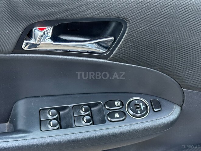 Hyundai i30 2011, 302,000 km - 1.4 l - Qazax