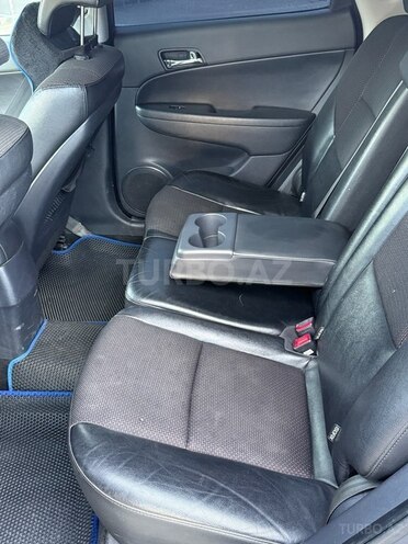 Hyundai i30 2011, 302,000 km - 1.4 l - Qazax