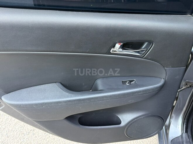 Hyundai i30 2011, 302,000 km - 1.4 l - Qazax