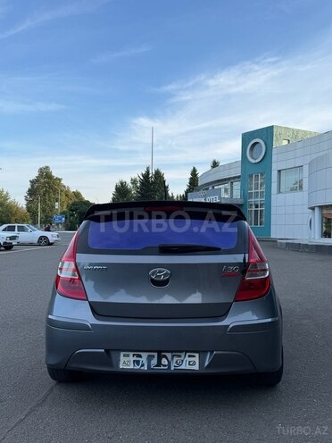 Hyundai i30 2011, 302,000 km - 1.4 l - Qazax